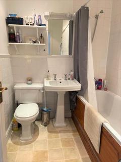2 bedroom flat to rent, Fairholme Road, West Kensington, London