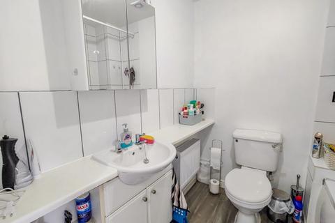 22 Floathaven Close, London, SE28 8SN