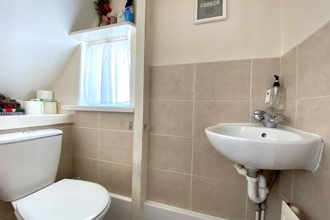 22 Beechwood Avenue, Neath, SA11 3TE