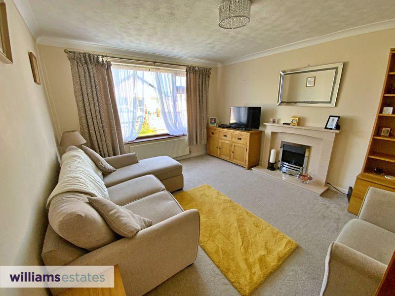Drive, Prestatyn 2 bed semidetached bungalow for sale £175,000