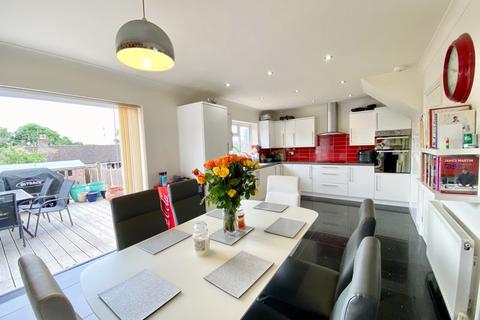 47 Hall Place Crescent, Bexley, DA5 1PP
