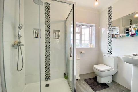 47 Hall Place Crescent, Bexley, DA5 1PP