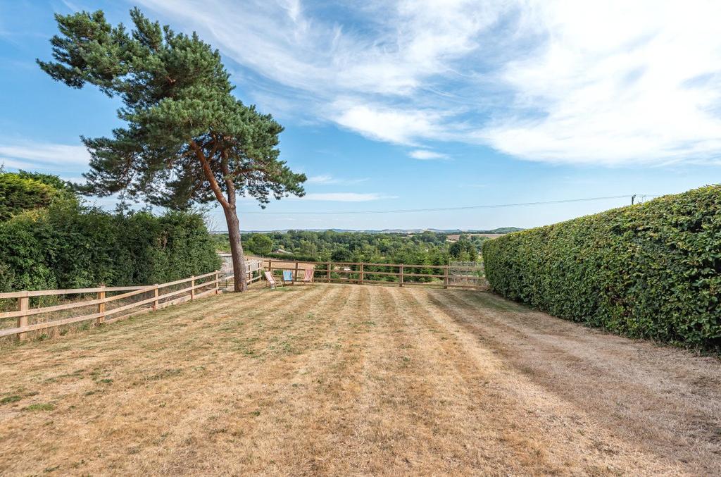 Clophill Road, Maulden, Bedford... 4 bed detached house £1,000,000