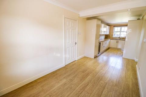4 bedroom detached house to rent - Saltwell Park, Kingswood