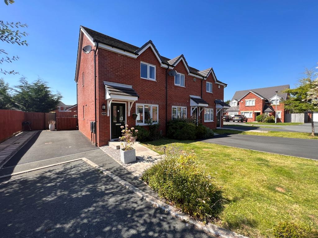 White Moss Close, Whitestake, Preston, PR4 2 bed terraced house for