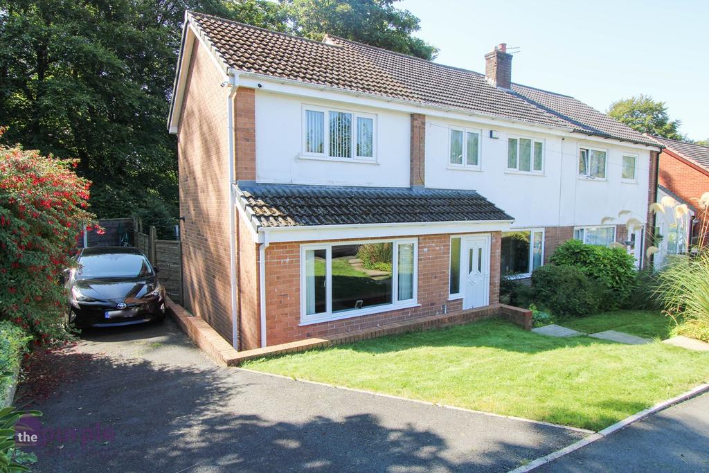 Thorns Close, Bolton, BL1 4 bed semidetached house £280,000