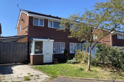 3 bedroom semi-detached house to rent - Aegean Close, Stoke-On-Trent