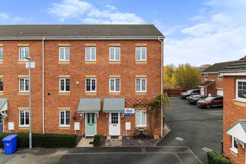 Minton Grove, Baddeley Green, StokeonTrent, ST2 4 bed townhouse for