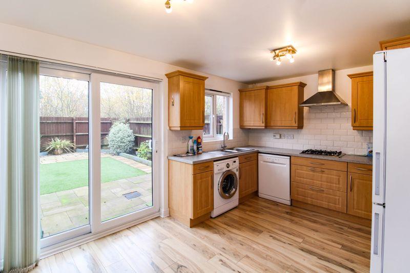 Minton Grove, Baddeley Green, StokeonTrent, ST2 4 bed townhouse £