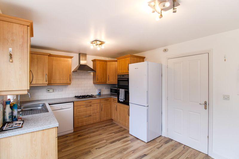 Minton Grove, Baddeley Green... 4 bed townhouse £220,000