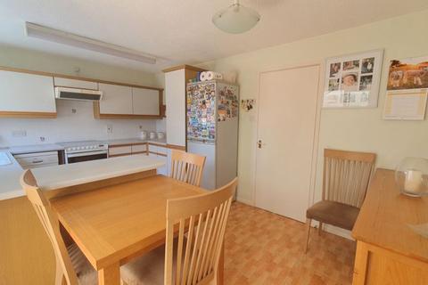 1 Harleys Field, Abbeymead, Gloucester, GL4 4RN