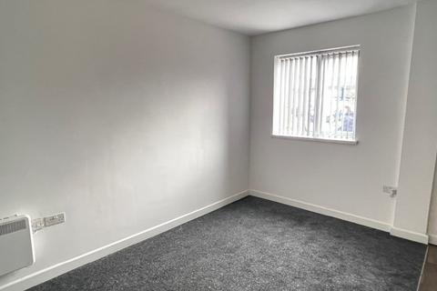 Studio to rent, Pinfold Street, Darlaston, WS10