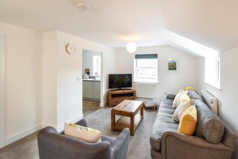 2 bedroom apartment to rent - Acomb Road, York