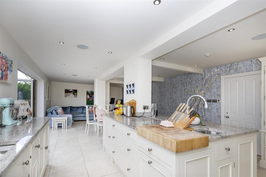 Blake hall drive 36 kitchen open.jpg