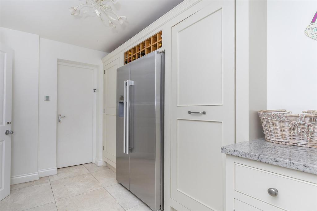 Blake hall drive 36 utility 2.jpg