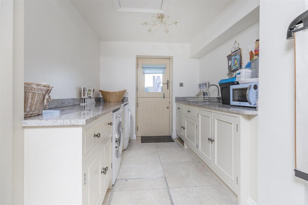 Blake hall drive 36 utility.jpg