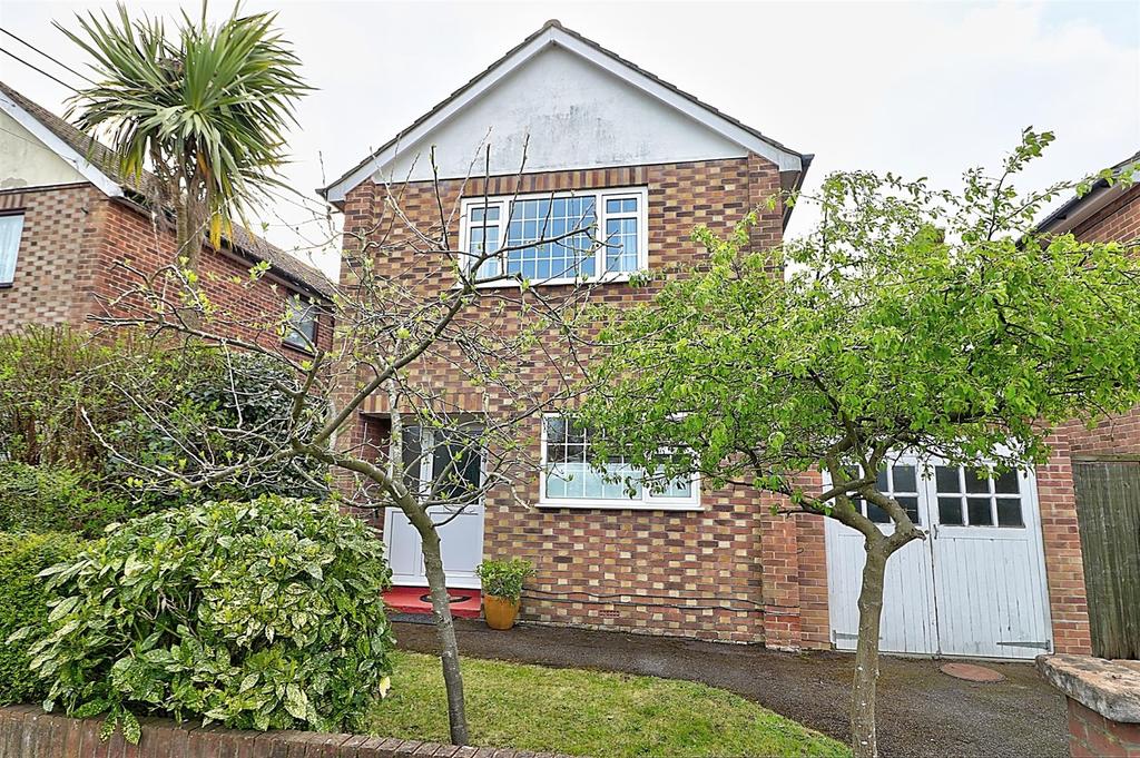Common Road, Chandlers Ford 3 bed detached house to rent £1,650 pcm
