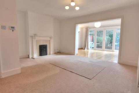 3 bedroom detached house to rent - Common Road, Chandlers Ford