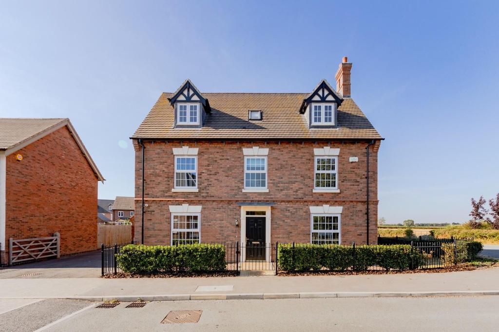 Boonton Meadows Way, Queniborough, Leicester 5 bed detached house for