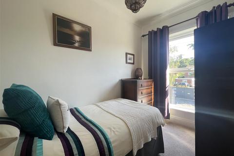 5 Brantingham Road, Elloughton, Brough, HU15 1HX
