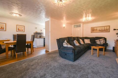 46 Abbey Crescent, Darwen, BB3 3PX