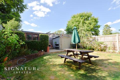 14 Rymill Close, Bovingdon, Hemel Hempstead, HP3 0JA