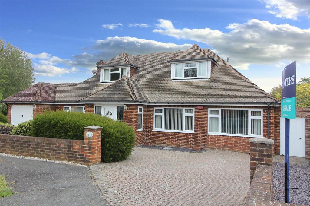 Hardwick Road, Folkestone, Kent 4 bed detached house - £2,200 pcm (£508 pw)