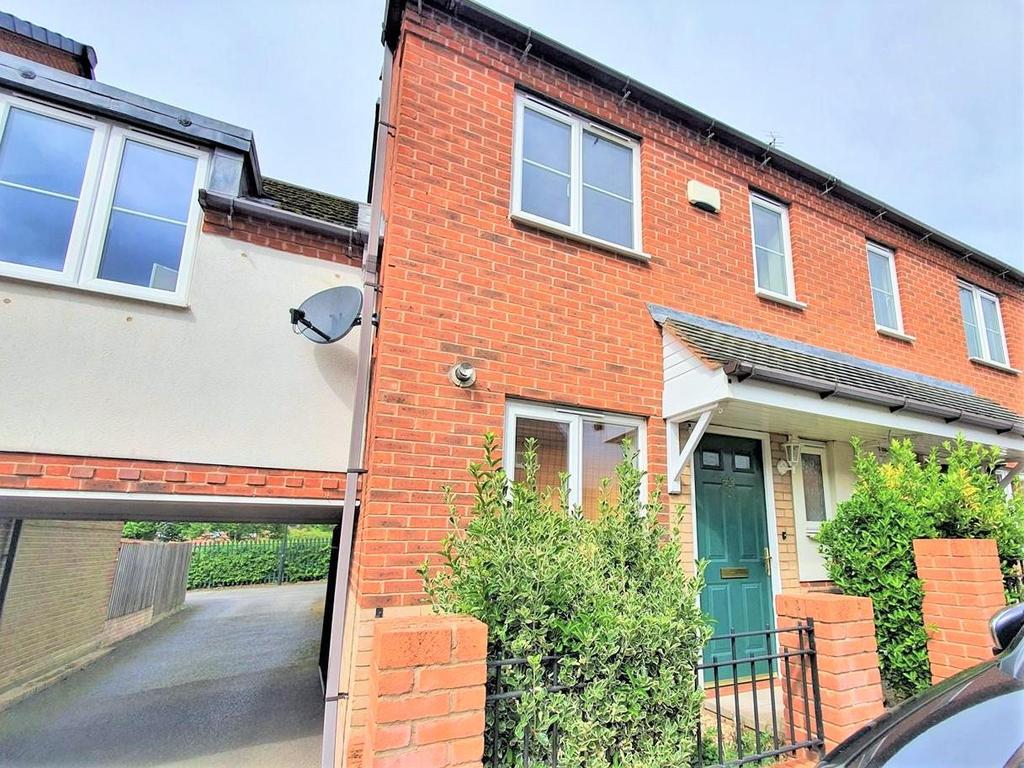 Whitebeam Way, Nuneaton 2 bed terraced house £750 pcm (£173 pw)