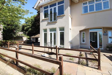 2 bedroom flat for sale - Woodend, Cannongate Road, Hythe, Kent