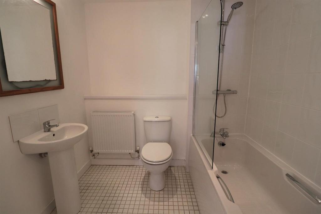 Bathroom.jpg
