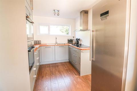 138 Shawbridge, Harlow, CM19 4NP