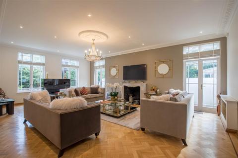 132 Coombe Lane West, Kingston Upon Thames, KT2 7DD