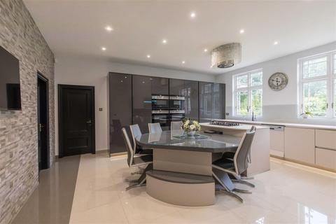 132 Coombe Lane West, Kingston Upon Thames, KT2 7DD