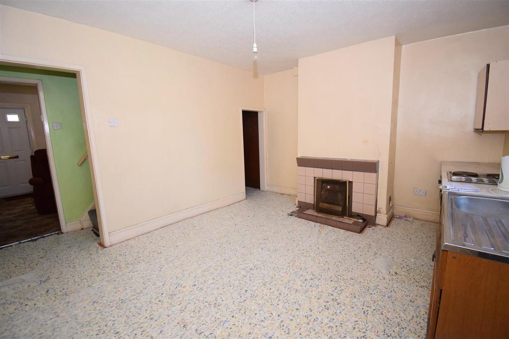 Wigan Road, Westhoughton, Bolton 2 bed terraced house for sale £100,000