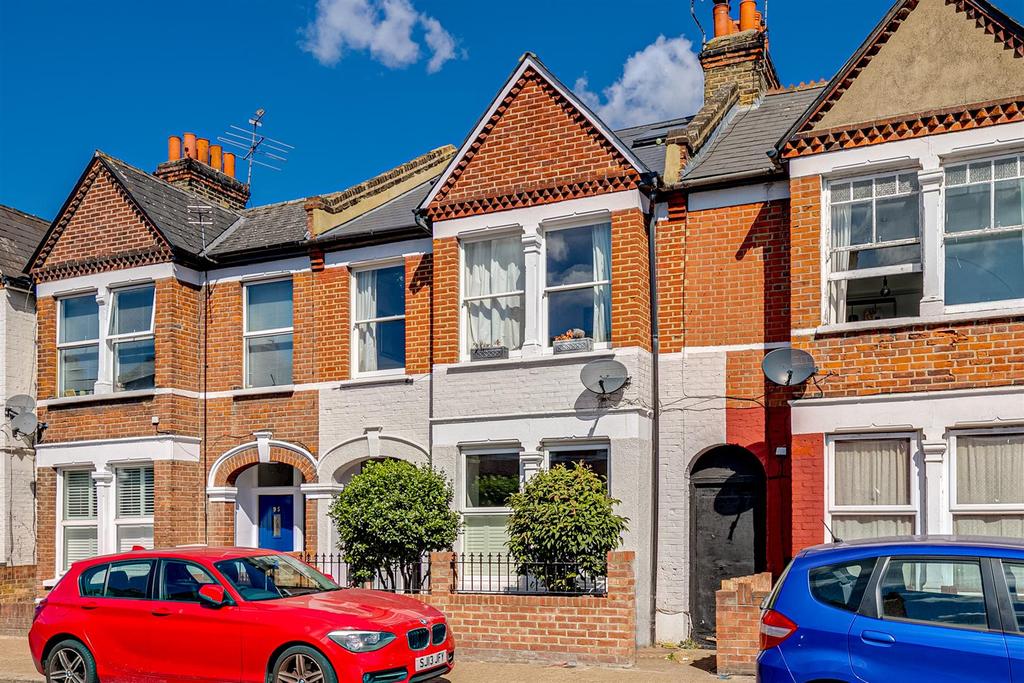 Penwith Road, London 2 bed flat £2,000 pcm (£462 pw)