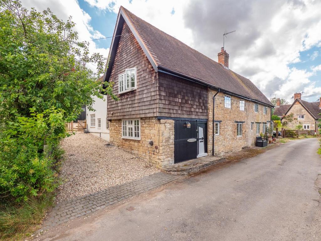 Post Office Lane, Lighthorne, Warwick 3 bed cottage for sale £525,000