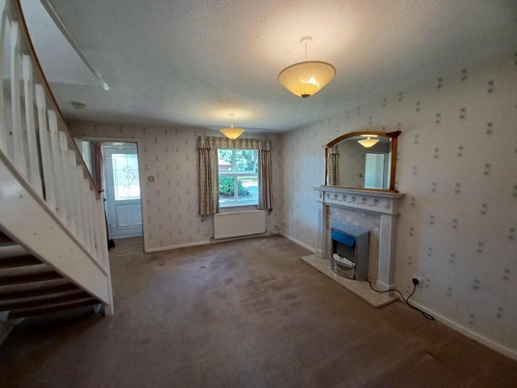 Ashwell Drive, Shirley, Solihull 2 bed house £975 pcm (£225 pw)