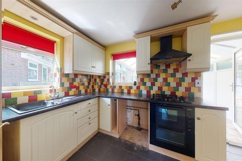 2 bedroom semi-detached house for sale - Firs Lane, Folkestone