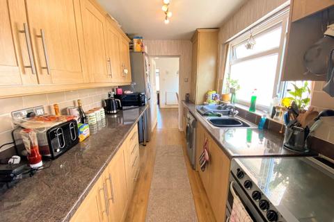 61 Longfield Road, Darlington, DL3 0HU
