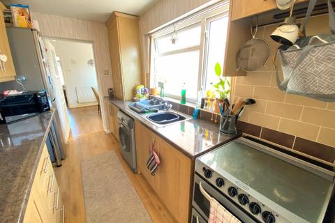 61 Longfield Road, Darlington, DL3 0HU
