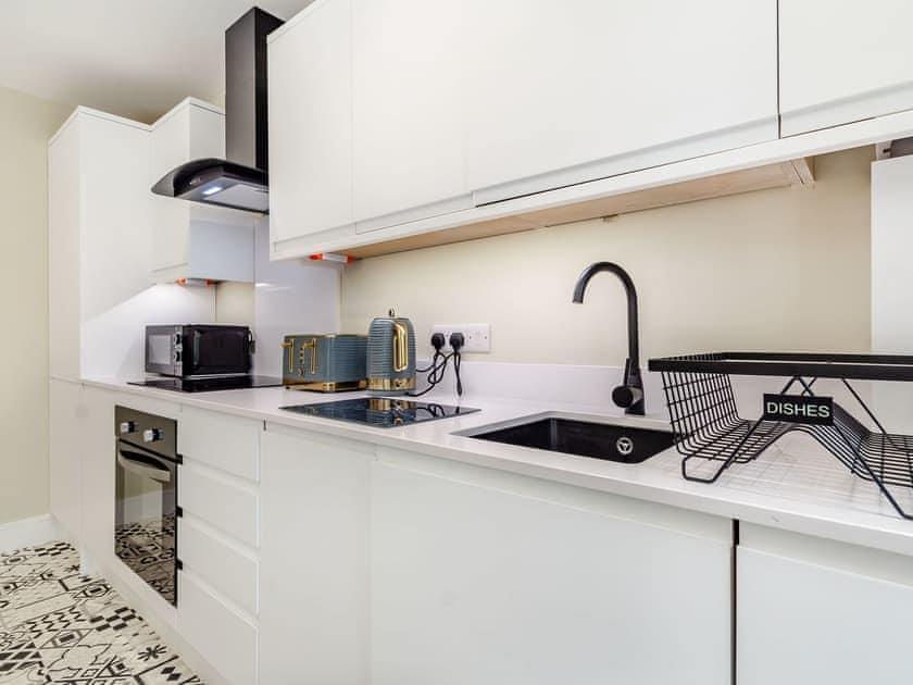 11136365 kitchen.jpg