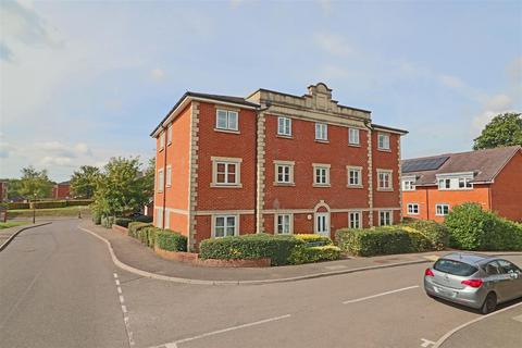 1 Cambridge Square, Redhill, RH1 6TG