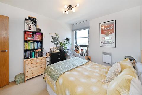 1 bedroom apartment for sale - Zenith Building, Commercial Road, E14
