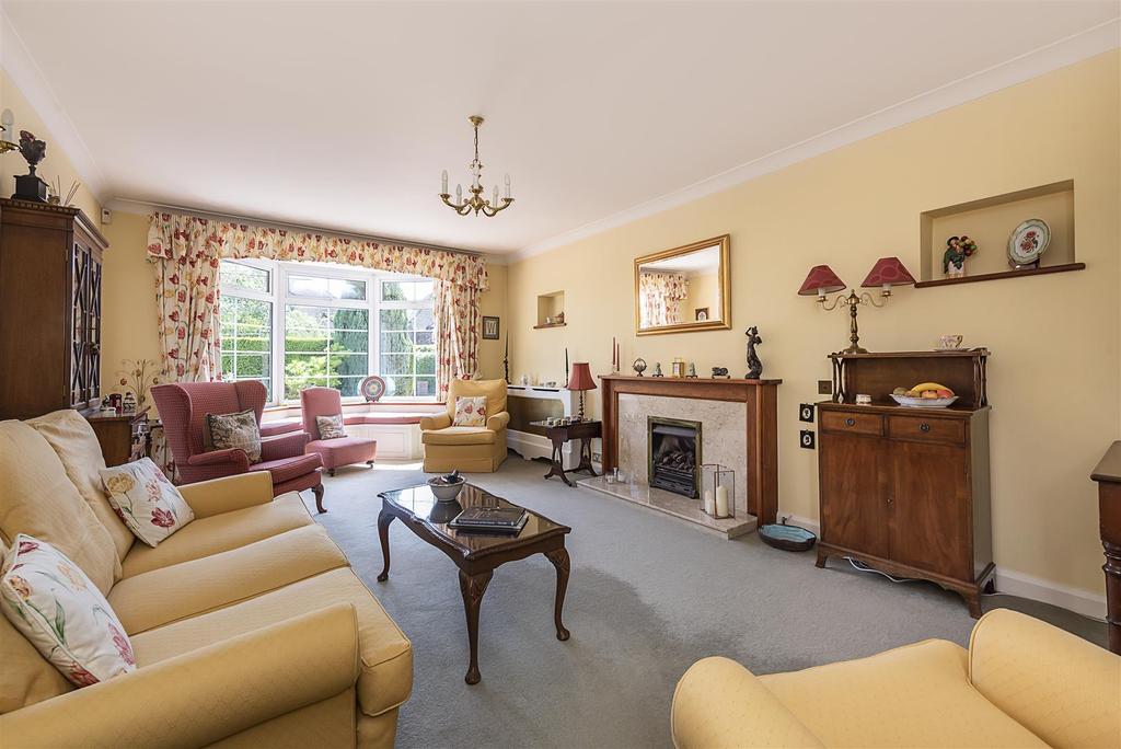 Orchard Avenue, Harpenden 4 bed detached house £2,000,000