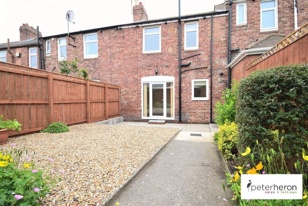 Mount Road, Sunderland 3 bed terraced house £725 pcm (£167 pw)