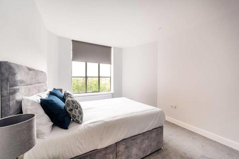 3 bedroom apartment to rent - 75 Maida Vale, London