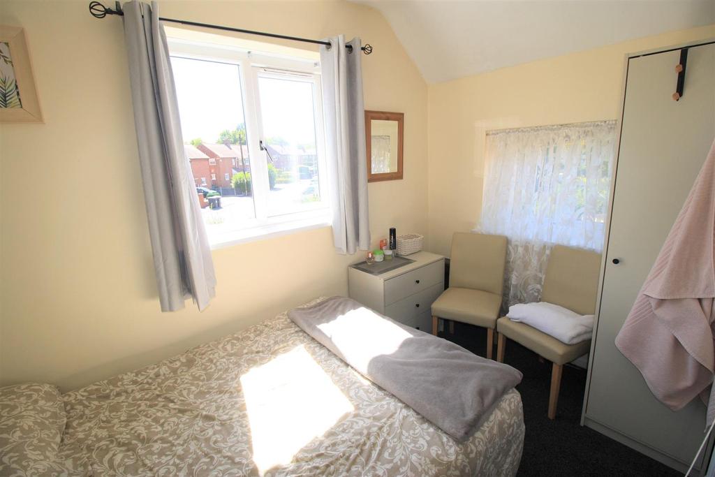 Batchley Road, Redditch 1 bed flat £500 pcm (£115 pw)