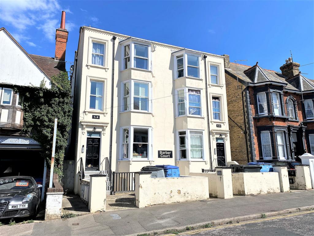 Harold Road, Cliftonville, Margate 2 bed flat for sale £155,000