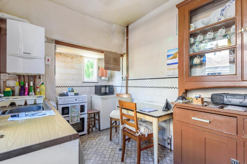 Copse Avenue, West Wickham 3 bed semidetached house £750,000