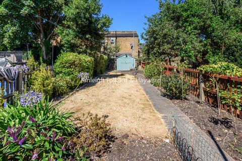 63 Ringstead Road, London, SE6 2BT